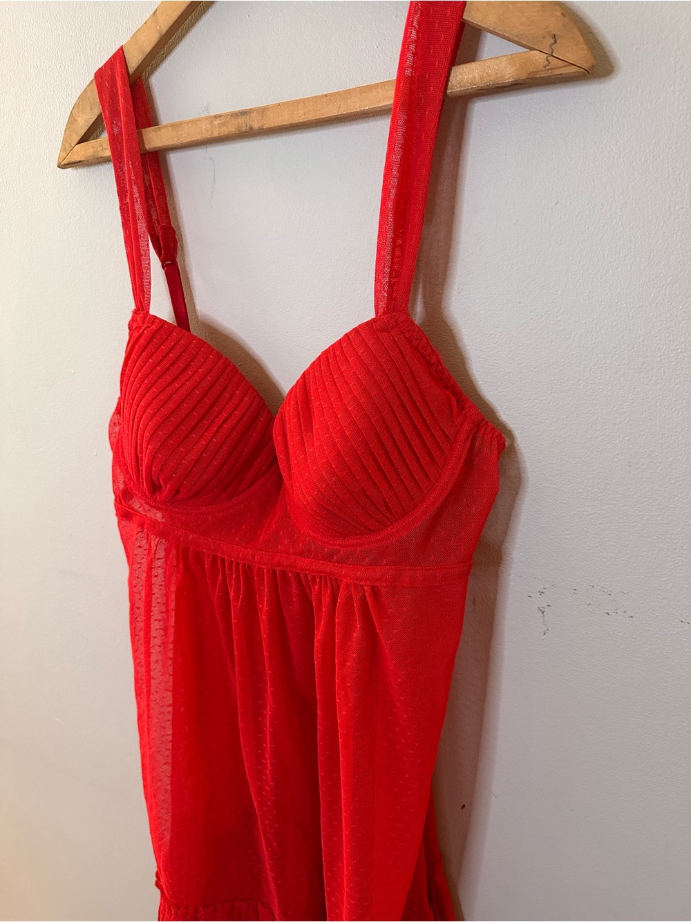 Source Unknown Red Mesh Babydoll Chemise with Underwire Cups